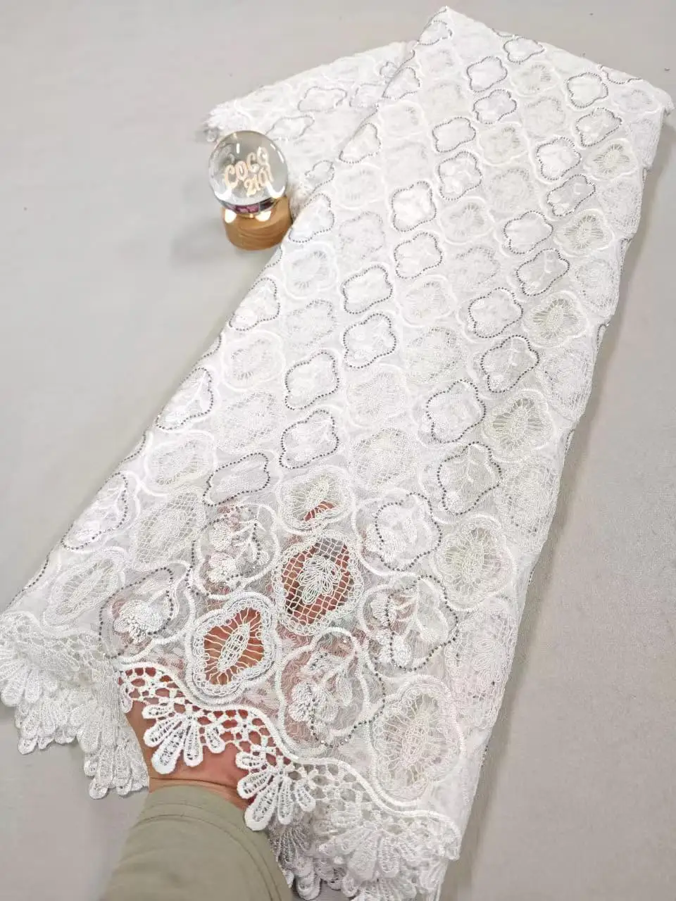 

High-Quality 2026 Africa Nigerian Sequins Cotton Embroidery Lace Fabric Tulle 5 Yards for Wedding Party Dress Chiffon XL170