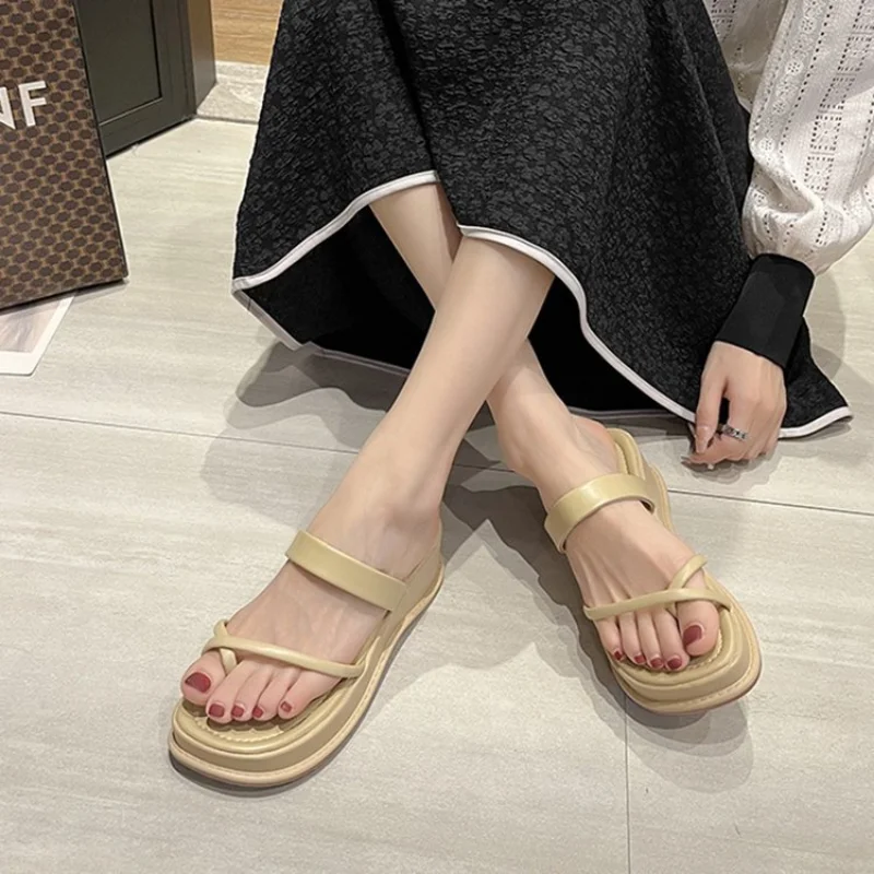Pull-toe Slippers Women To Wear Outside Summer New Square Toe Slippers Wedges Thick Sole Sandals for Women Casual Flip Flops