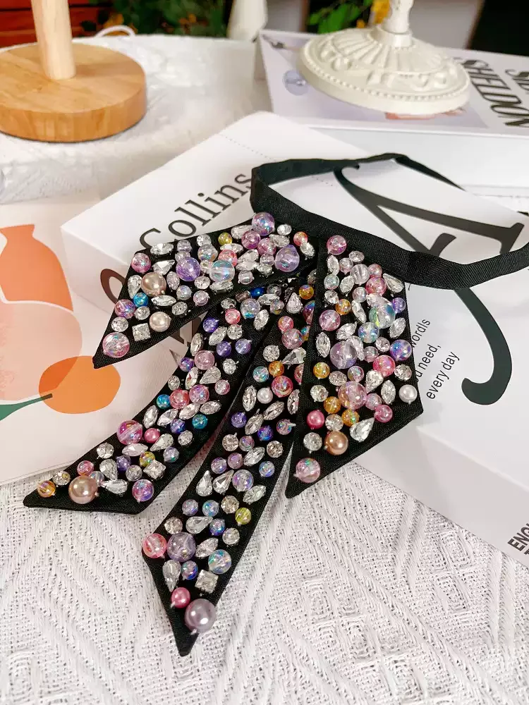 

1 шт. нашивка для одежды с золотыми пайетками, бисером и кристаллами, пришивная нашивка для декора одежды.