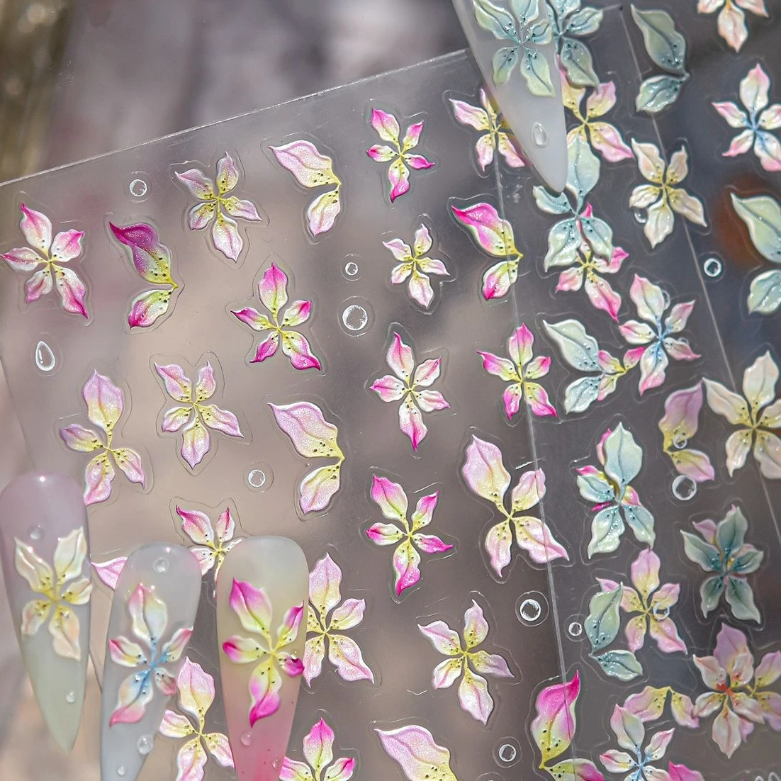 Kleurrijke Frangipani Heldere Lelie Bloemen Geleidelijke Bloemblaadje Levendige Dauw Delicate Romantische Nail Art Stickers Manicure Decals Decoraties