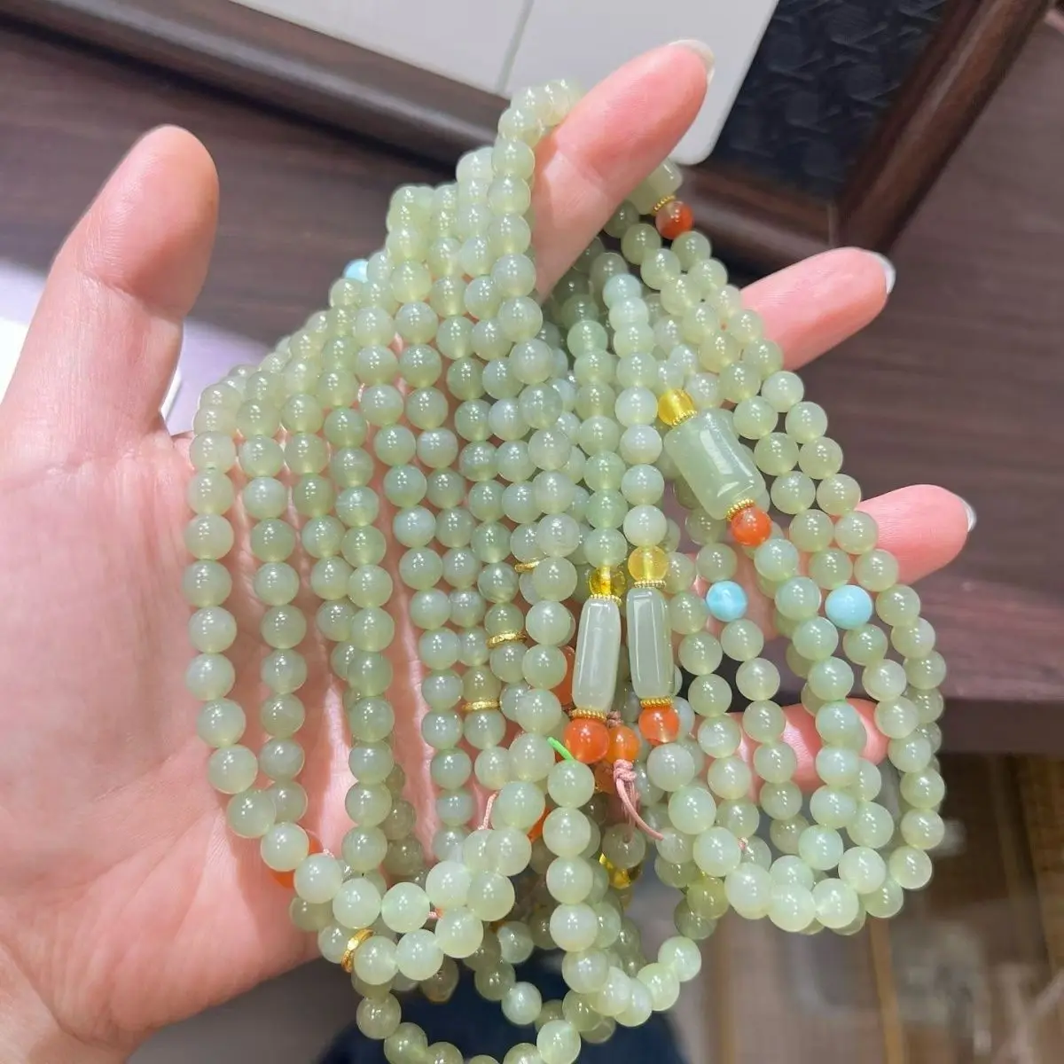 Natural multi-circle Hetian jade three-circle bracelet, round beads, clear water jade necklace, Nanhong sweater, beeswax bracele