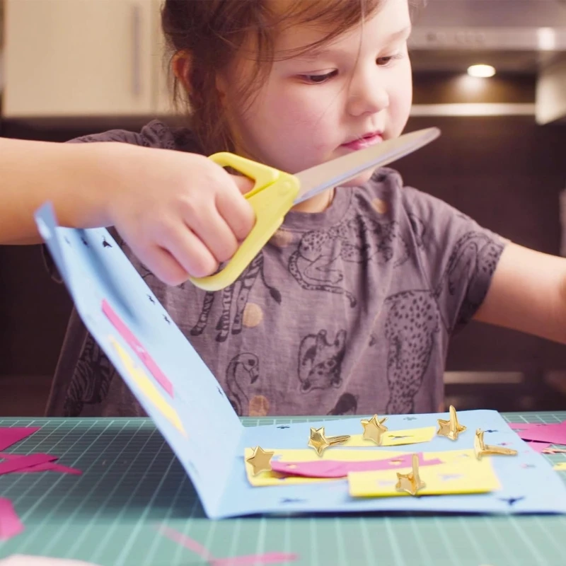 Crafting Essential Pack of 100 Star Pattern Clips Metal Clips for School Office