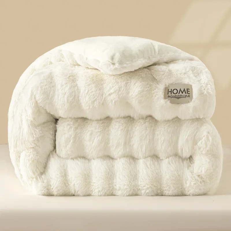 Class A maternal and infant grade warm rabbit plush quilt, thickened milk plush in winter, can sleep naked quilt core