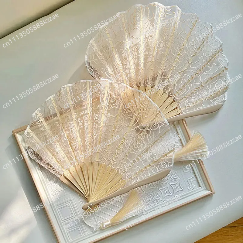 Champagne Embroidered Rose Lace Fan Chinese Hanfu Cheongsam Dance Small Shell Hand Fan Craft Gift Wedding Party Decoration