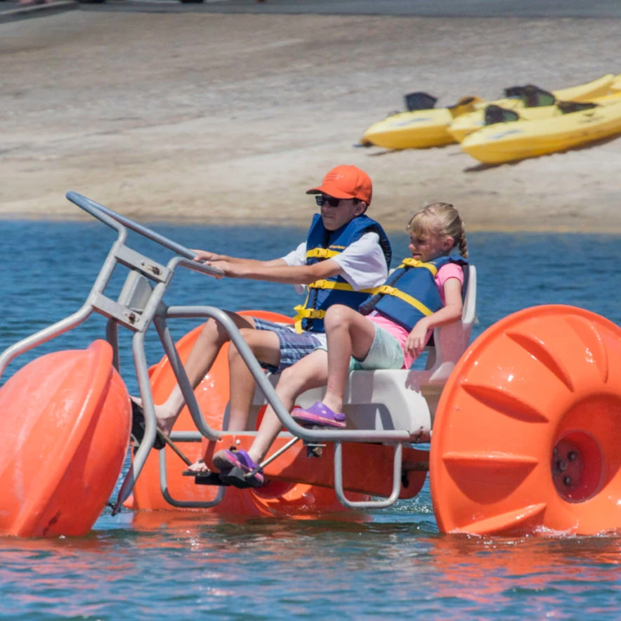 

3 Big Wheels Cycle Water Trike Pedal Boat For Kids & Adults Polyethylene Material CE Certified Over 500kg Capacity