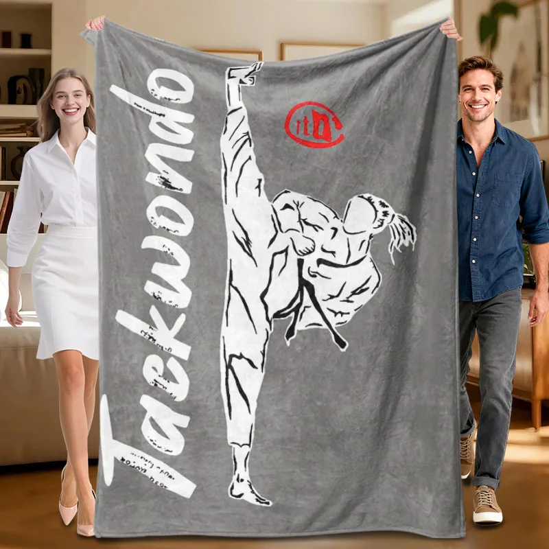 

Цельное серое фланелевое одеяло на тему тхэквондо, мягкое, подходит для дивана, кровати, офиса, всесезонного использования.