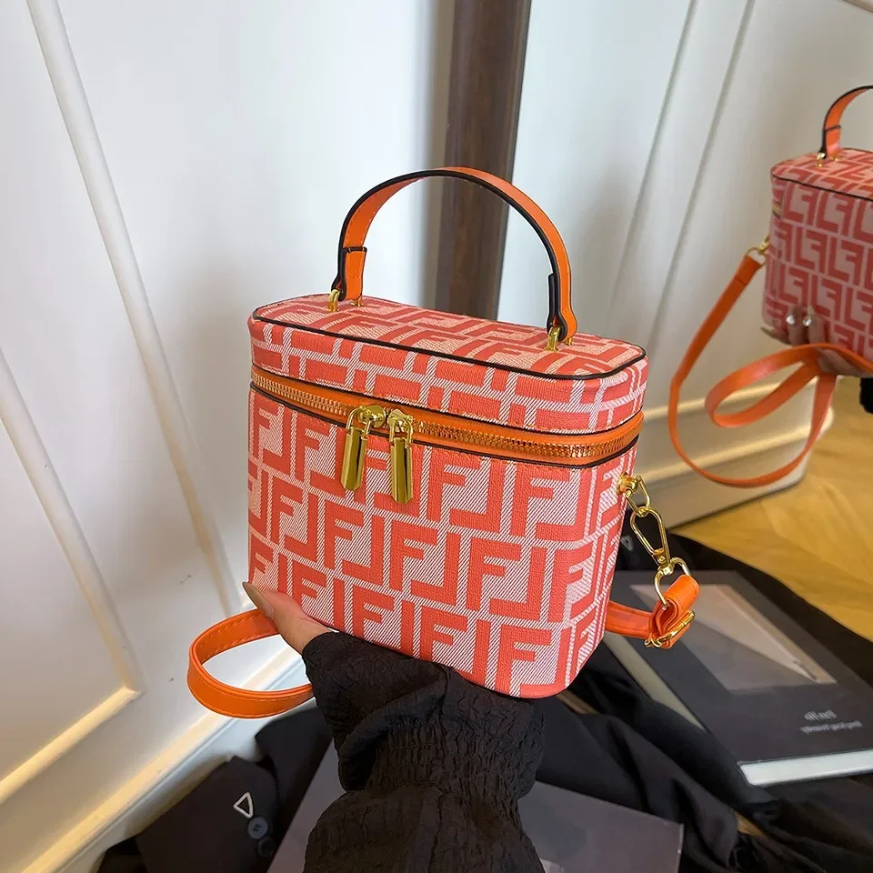 

Cross-border Hot Sale 2025 New Cosmetic Bag Portable Large-capacity Storage Bag Going Out Travel Messenger Bag