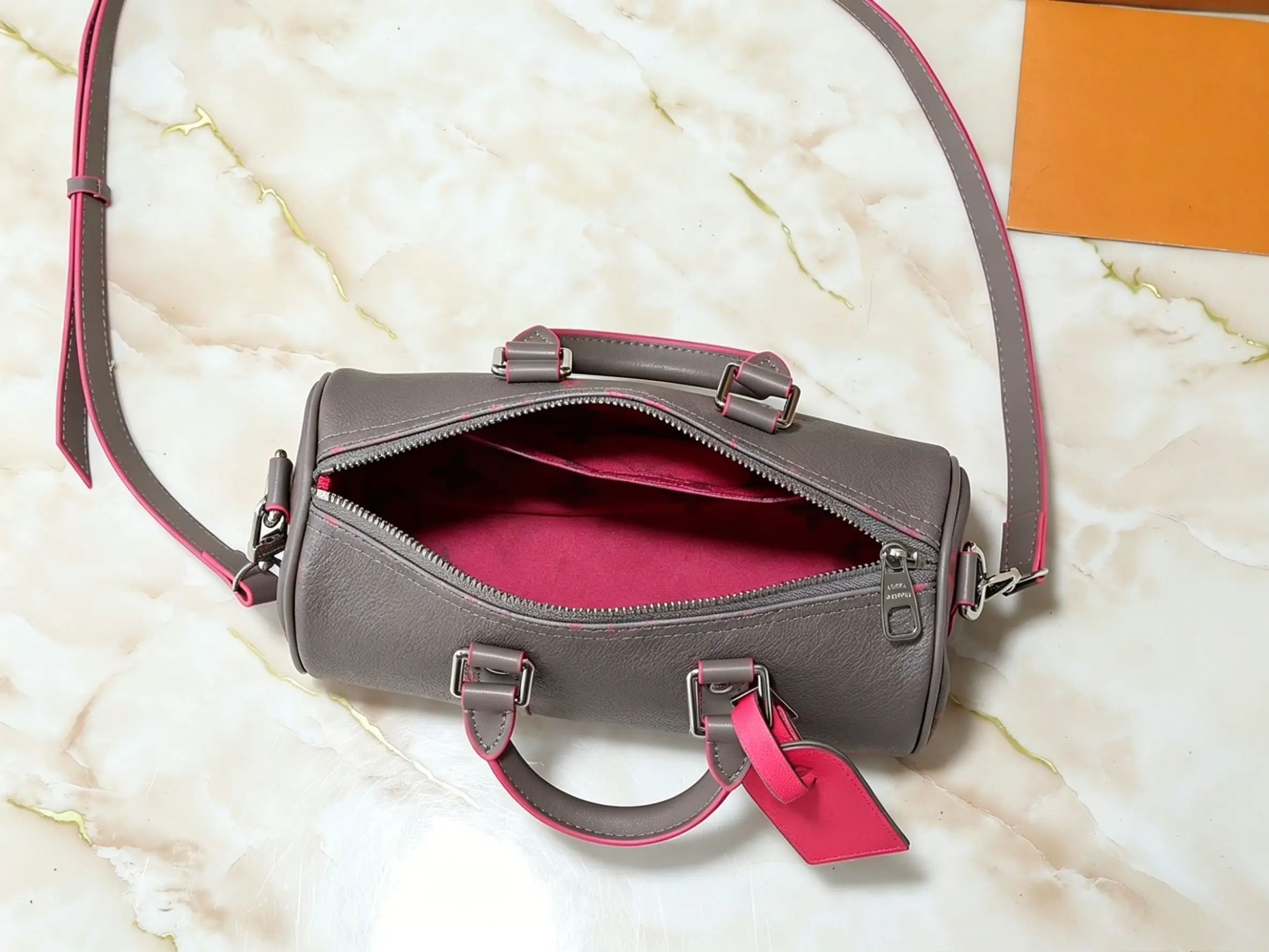 Spacious Woven Fabric Versatile Commuter Satchel Multi Adjustable Shoulder Straps Handheld Bag Women Shoulder Handbag Crossbody Sling Bag All-Match Universal Vacation Luggage Satchel