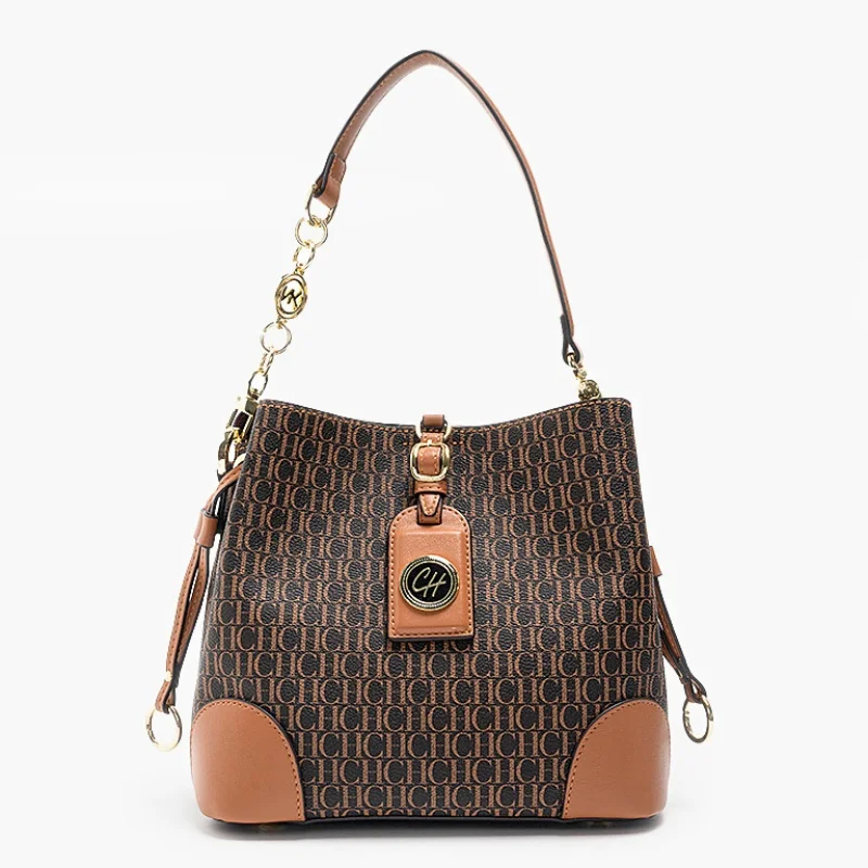 حقيبة كروس نسائية كلاسيكية رائعة ذات سعة كبيرة من CH حقيبة كروس نسائية عصرية وعالية الجودة وخفيفة الوزن