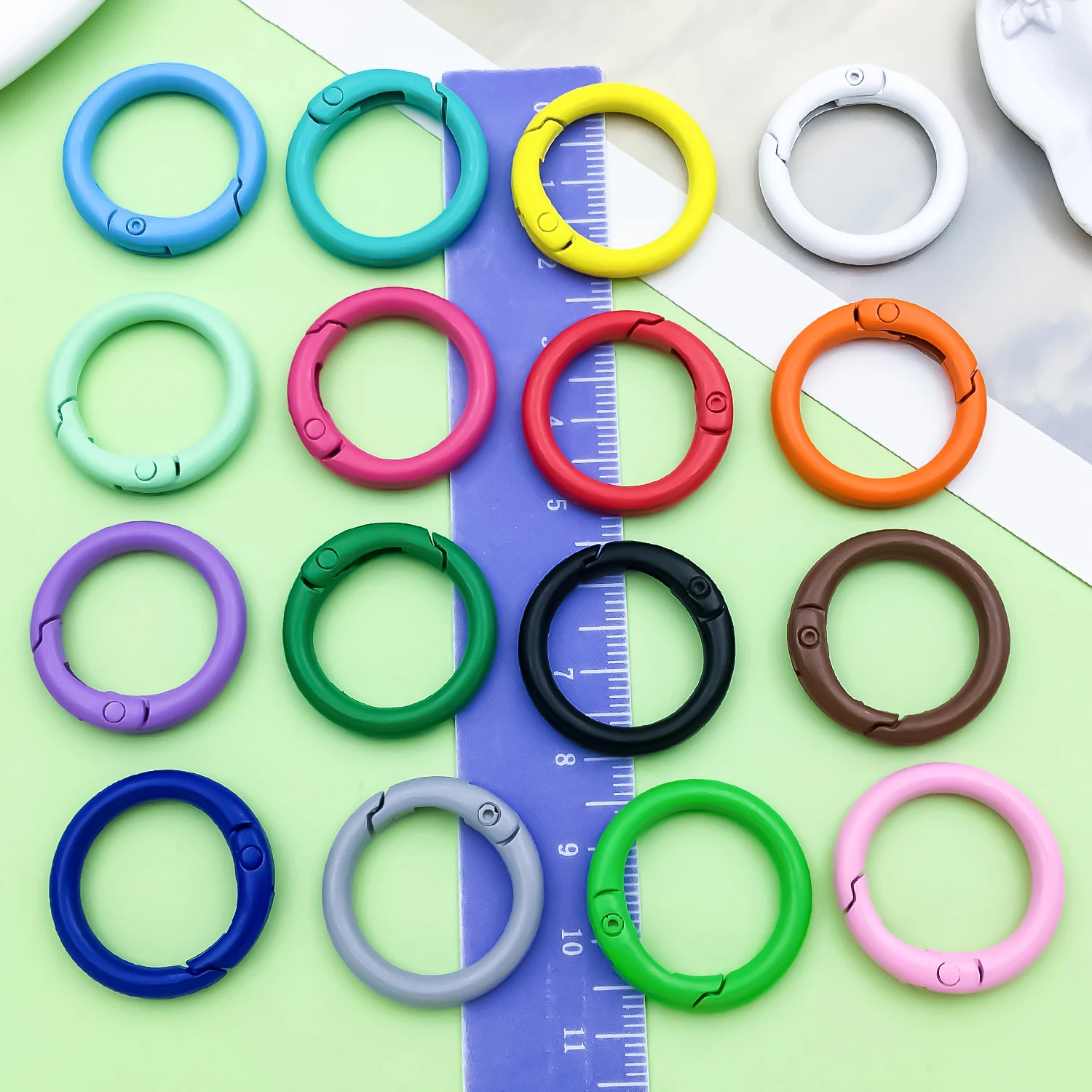 20pcs 25mm Inner Diameter 18mm Alloy Circular Keyring Colorful Spray Painted Spring Buckle For DIY Handbag Key Holder Ornament - view 6