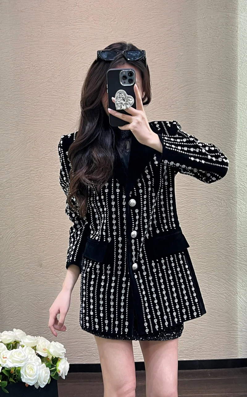 

Professional women's suit Korean version British style handsome versatile heavy industry nail bead striped velvet suit jacket