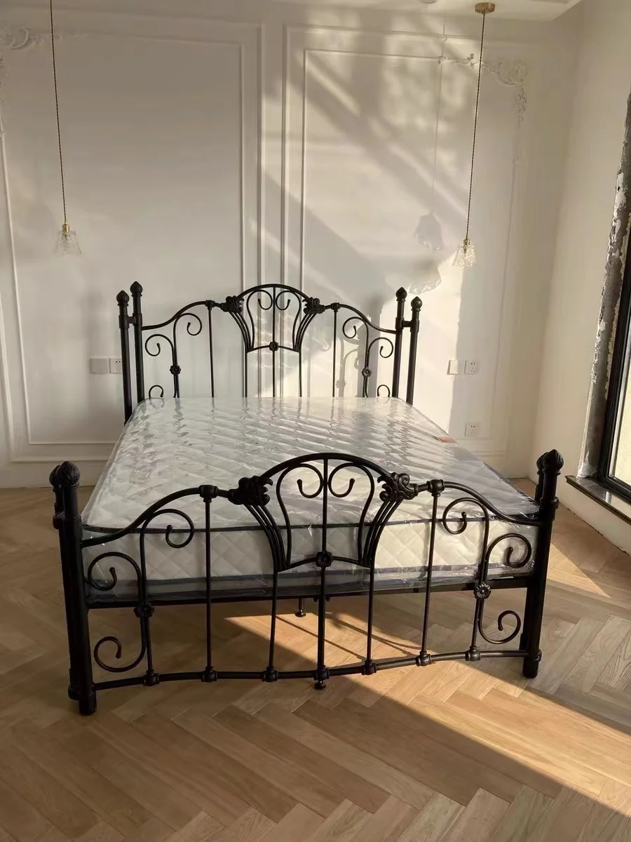 Bedroom furniture modern simple high-grade European iron frame white  bed