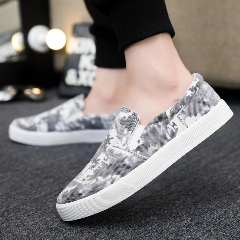 New Men Classic Canvas Shoes Non-slip Flat Sneakers Outdoor Casual Comfortable Walking Footwear Plus size 45