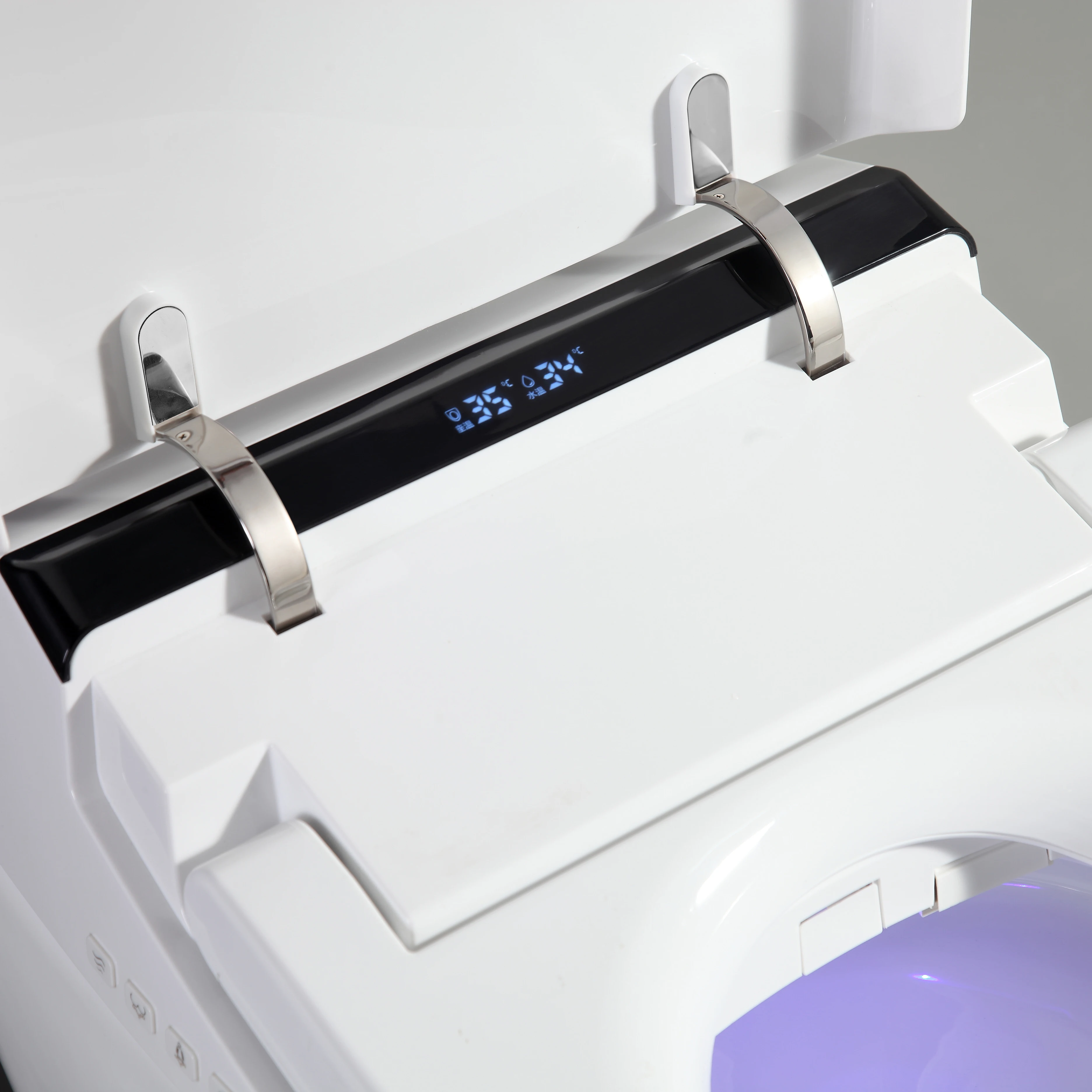 Luxury One Piece Intelligent Toilet Foam Shield Anti-Splash Heated Seat Remote Control Included Floor Mounted For Bathroom Use view 5