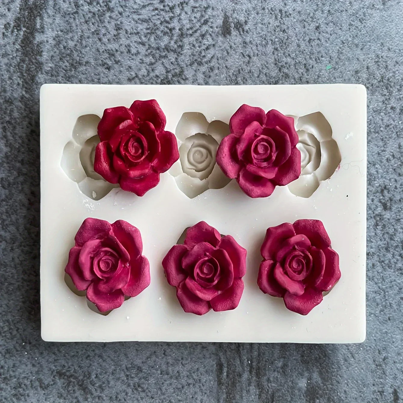 1 Stück 6-fach Rosenblüten-Silikonform für Aromatherapie-Kerzen und handgemachte Seifen - Bastelbedarf – Detail 4