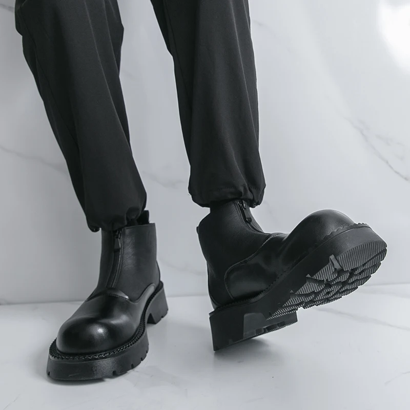 Stivali Chelsea alla moda da uomo Scarpe alte in pelle con suola spessa marrone scuro Stivali da uomo di marca a punta alla moda Taglie 38-46