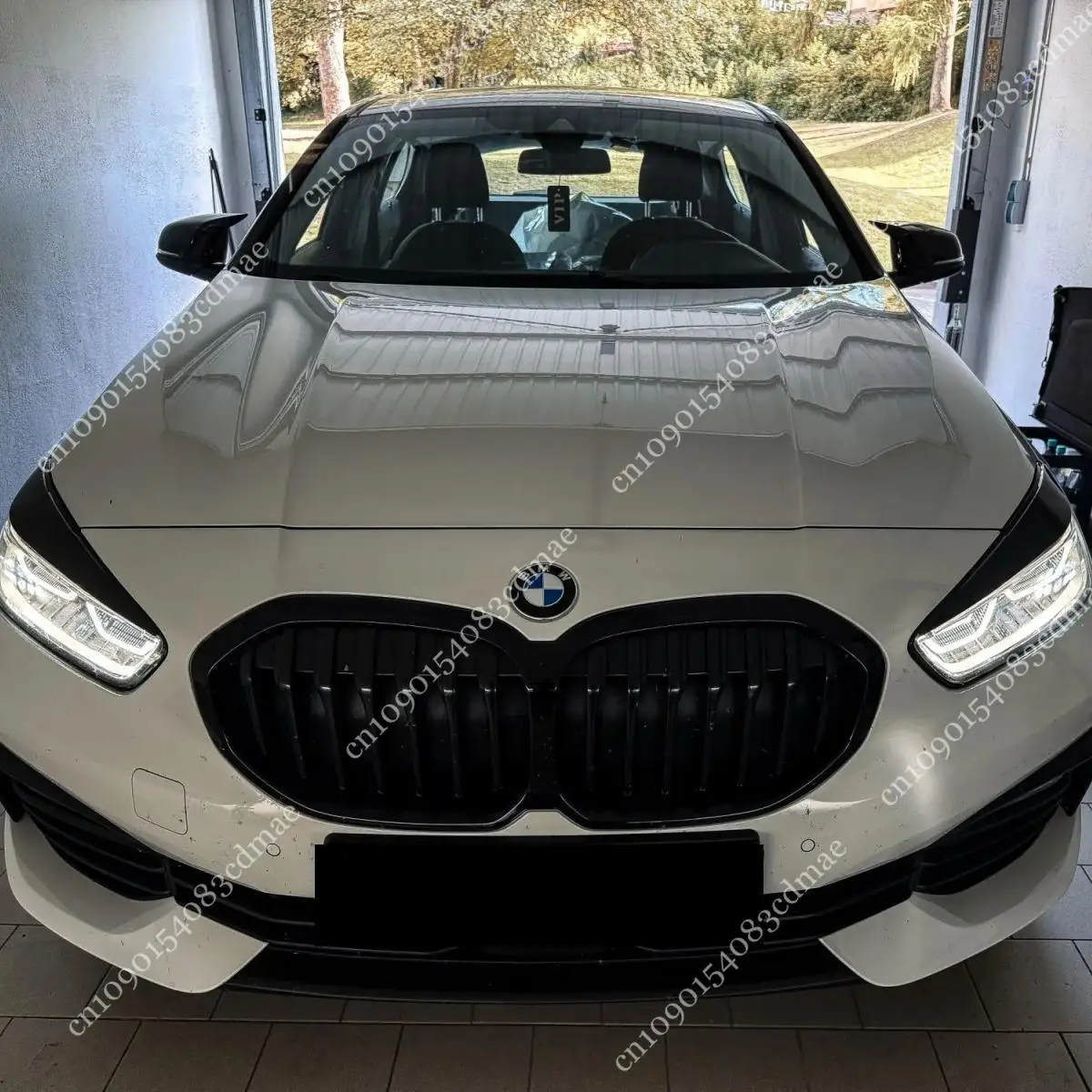 2PCS Front Headlight Evil Eyebrows Eyelid Lid For BMW 1 Series F40 2019-2024 Air Vent Headlamp Cover 3D Sticker Body Kits Tuning