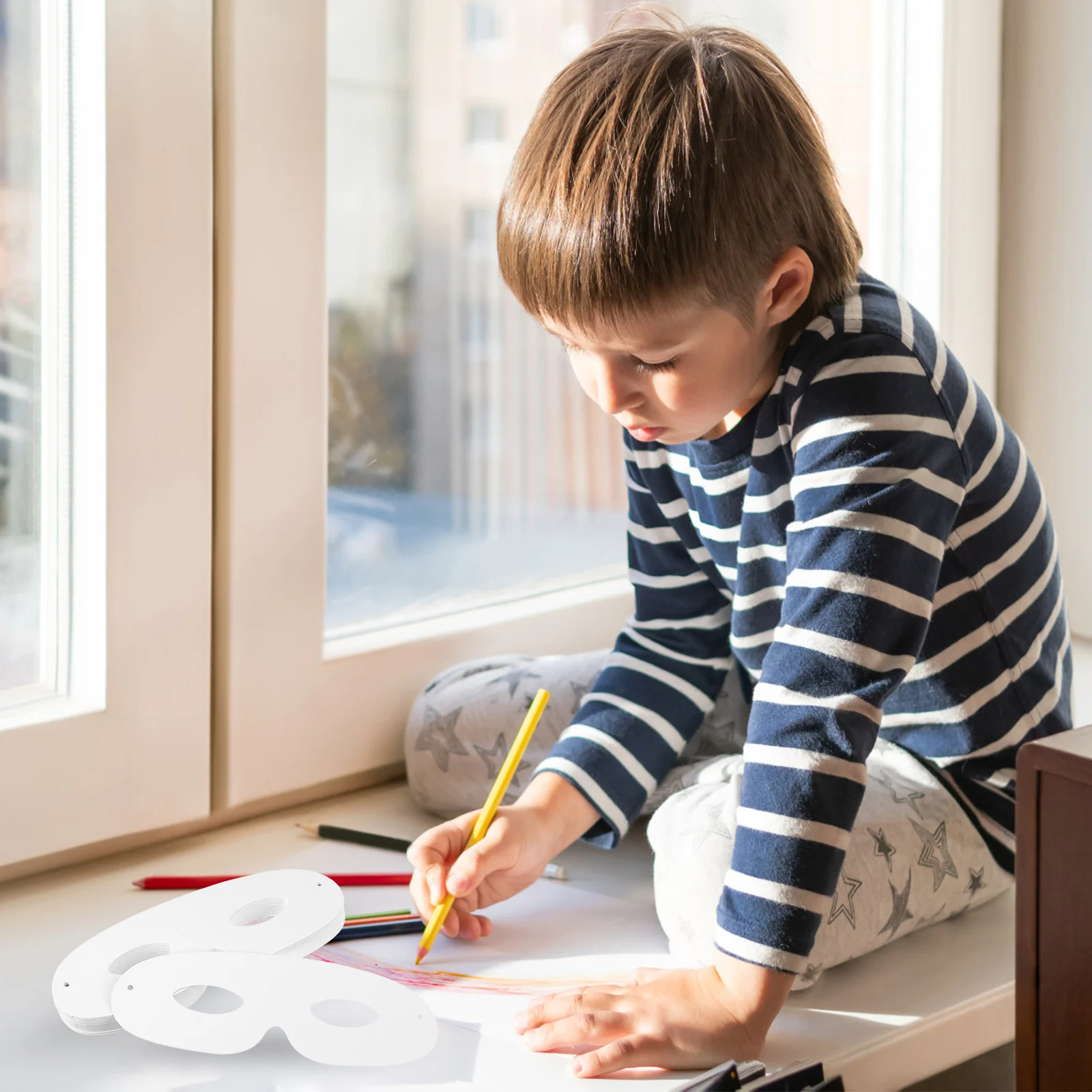 

40 Pcs Blank Paper Pulp Masks DIY Hand Painted Craft for Cosplay Halloween Party Masquerade Festival Costume Accessories