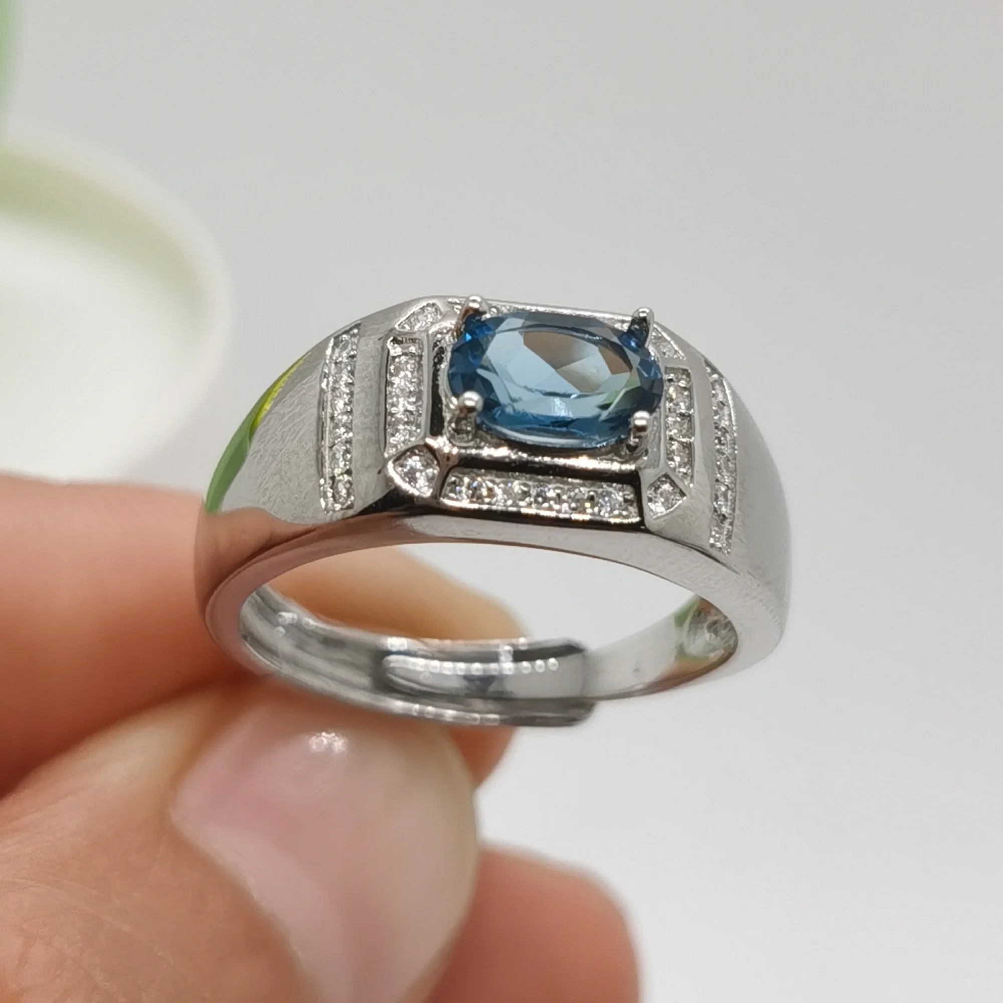 Classic Gold Plating Silver Man Ring 5mm*7mm Natural London Blue Topaz Silver Man Ring 925 Silver Gemstone Jewelry