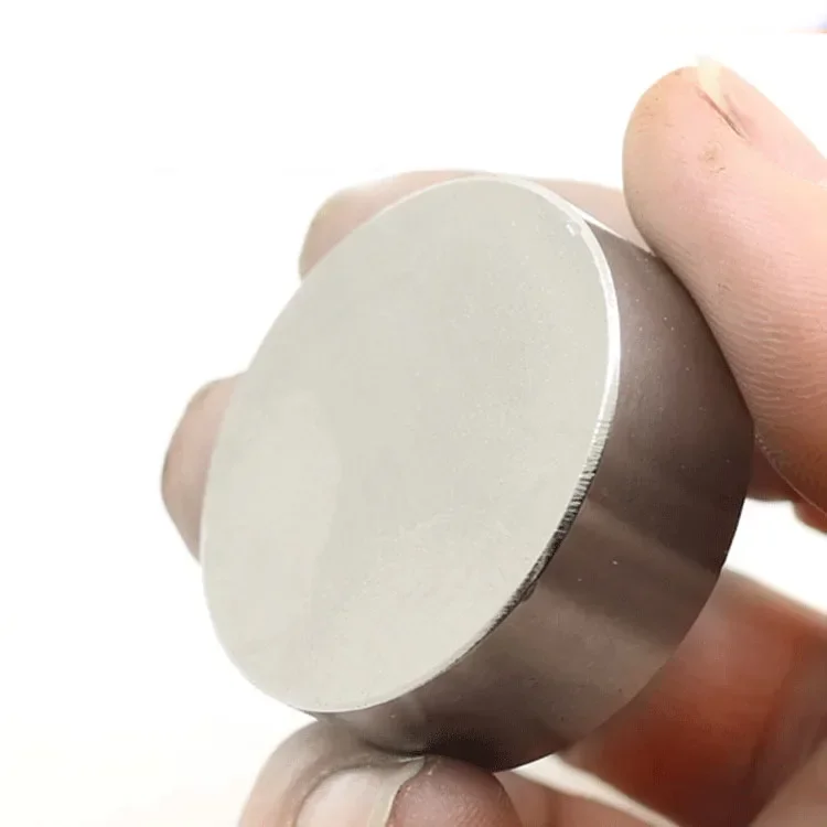 40x15mm  Powerful  Round Magnet 40x15 mm For Home Refrigerators, Offices DIY 40*15 mm