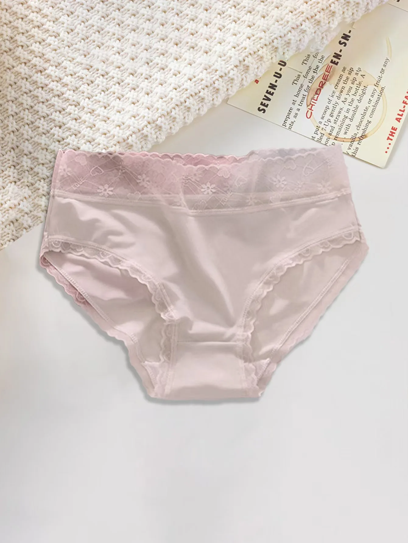 Women underwear Sexy Lace Panties Seamless Briefs Comfort Mid Waist Underpants Female Lingerie
