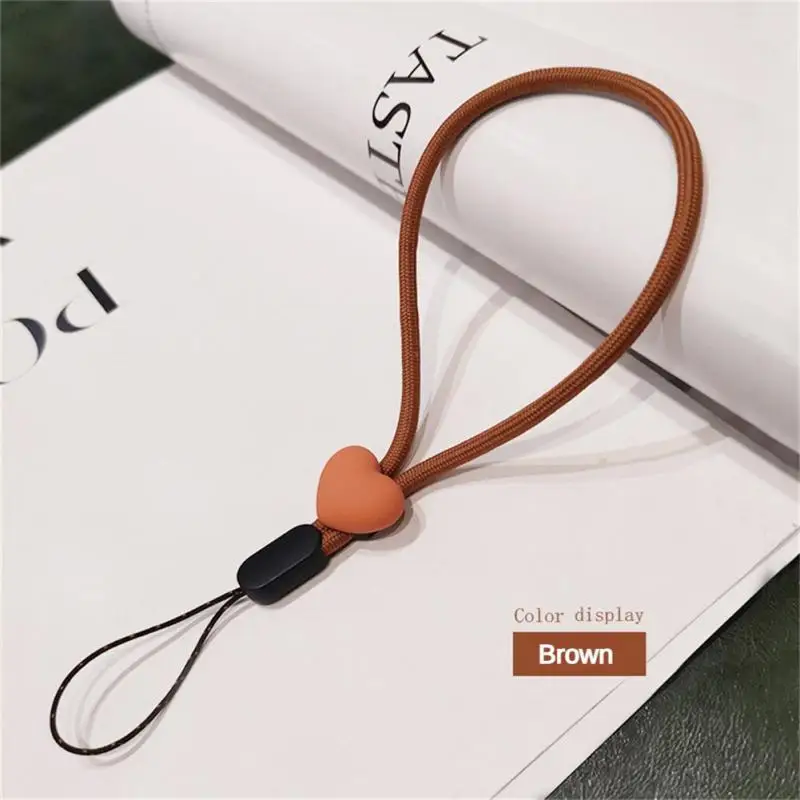 1pcs Mobile Phone Lanyard Cartoon Love Pendant Weaving Simple Wrist Short Bracelet Creative Pendant Anti-lost Rope