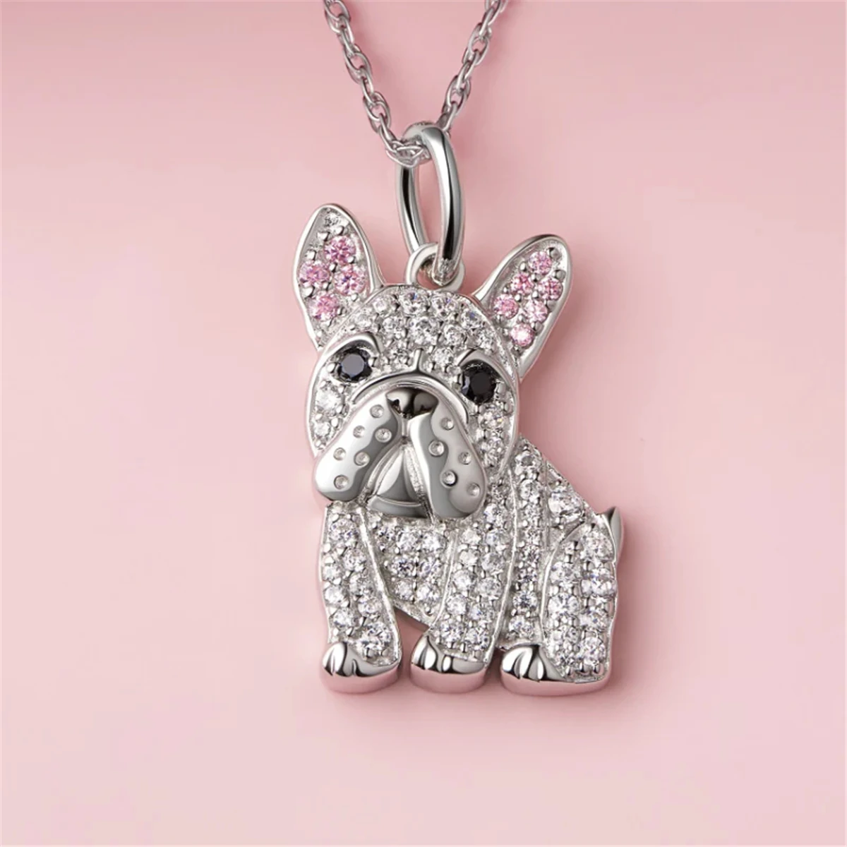 Exquisite Cute White Bulldog Pendant Necklace for Women Elegant Pet Puppy Jewelry Animal Accessories Dog Lovers Gifts