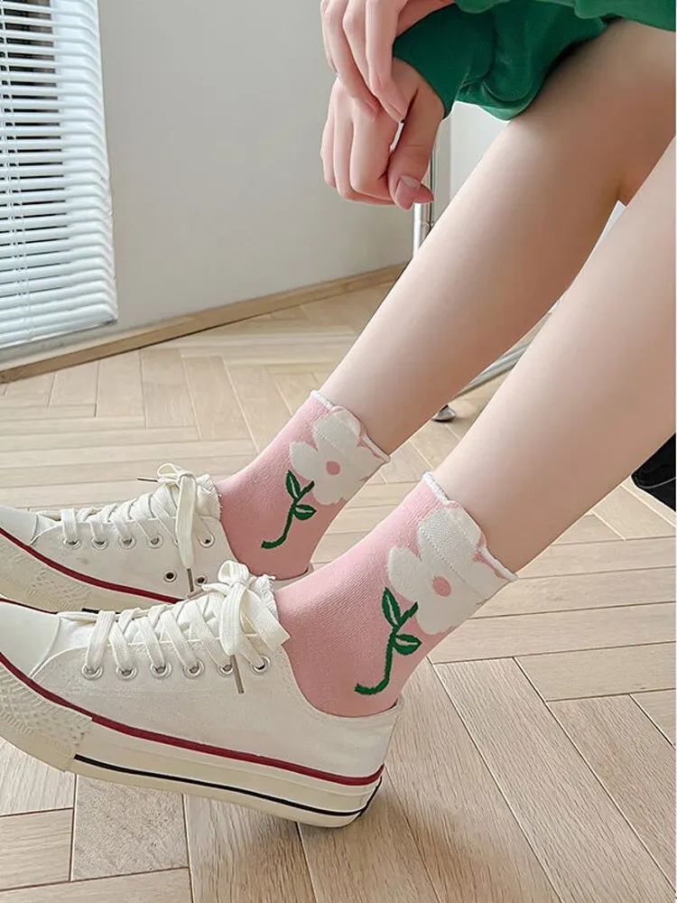 5 par damskich skarpetek typu Middle Tube Harajuku Retro Floral Vintage Novelty Elegant Ethnic Kawaii Cute Casual Breathable Ladies Girls — zdjęcie 2