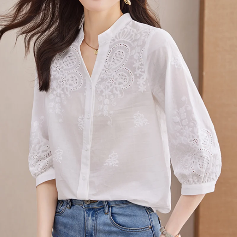 V-neck Embroidered Cotton Blouse Women Summer Flower Hollow White Shirt Casual Short Sleeve Vintage Tops Loose Slim Shirt 27227