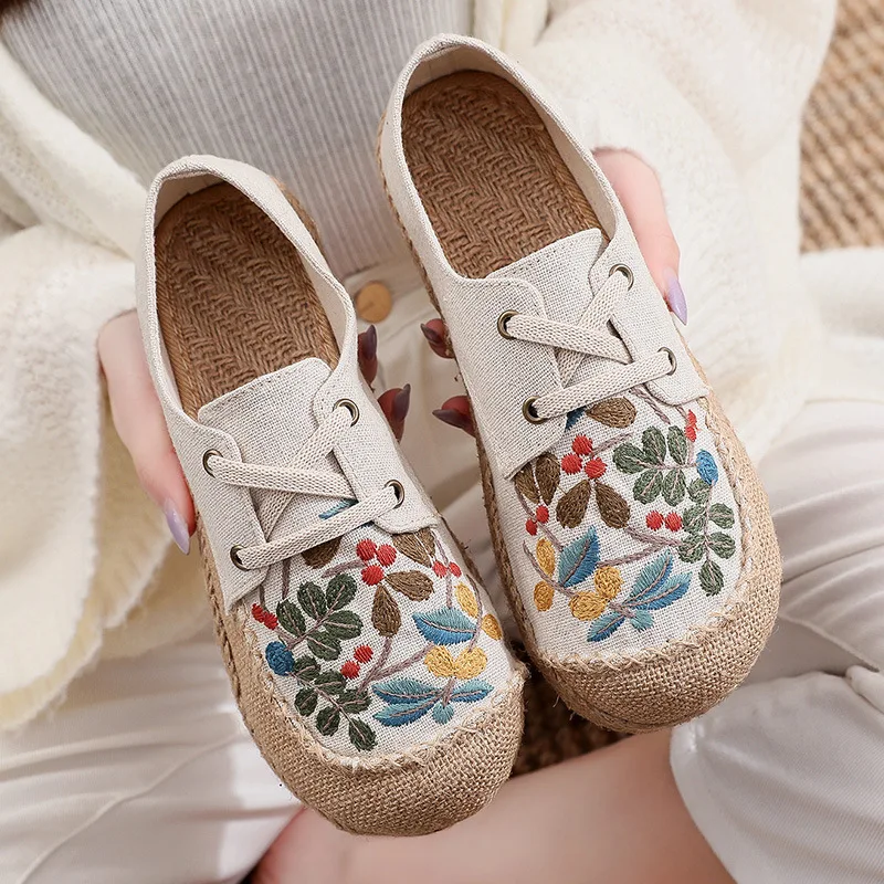 Spring cloth shoes women round head women\'s shoes Chinese style shallow mouth retro flat shoes lace canvas