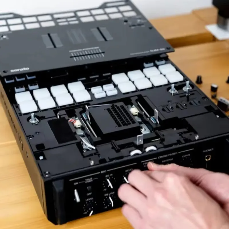 Оригинальная перекрестная ручка One Pioneer DJM-S11 s9. Оригинальная перекрестная ручка One Pioneer DJM-S11 s9.