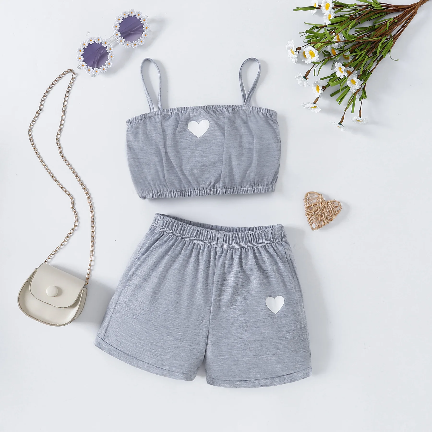 

2024 New Child Clothes Sets Sleeveless Print Heart Gray Shorts 2 Piece Sets Designer Girls Clothes Set 18M-6T