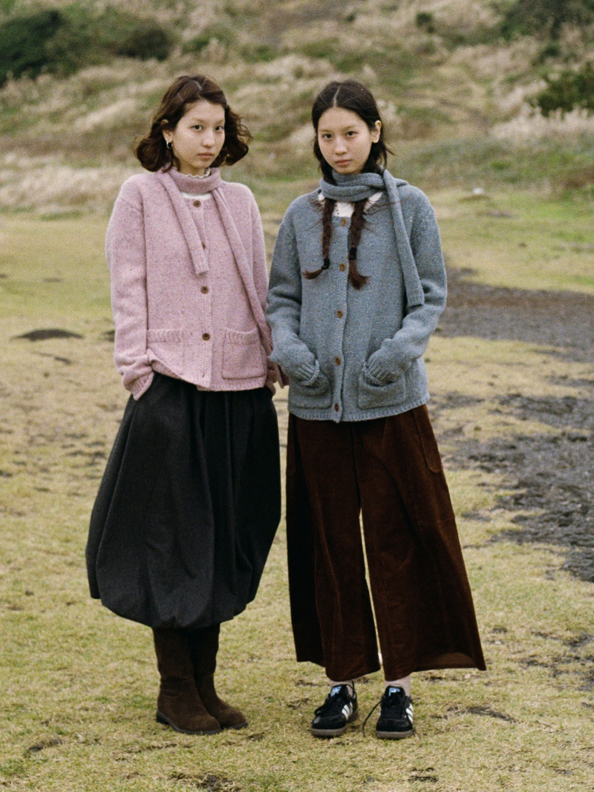 

Вязаное пальто-свитер Botanique из плотной пряжи альпака с отслеживаемым происхождением, с цветными вкраплениями, длинными рукавами, круглым вырезом, зимнее, женское