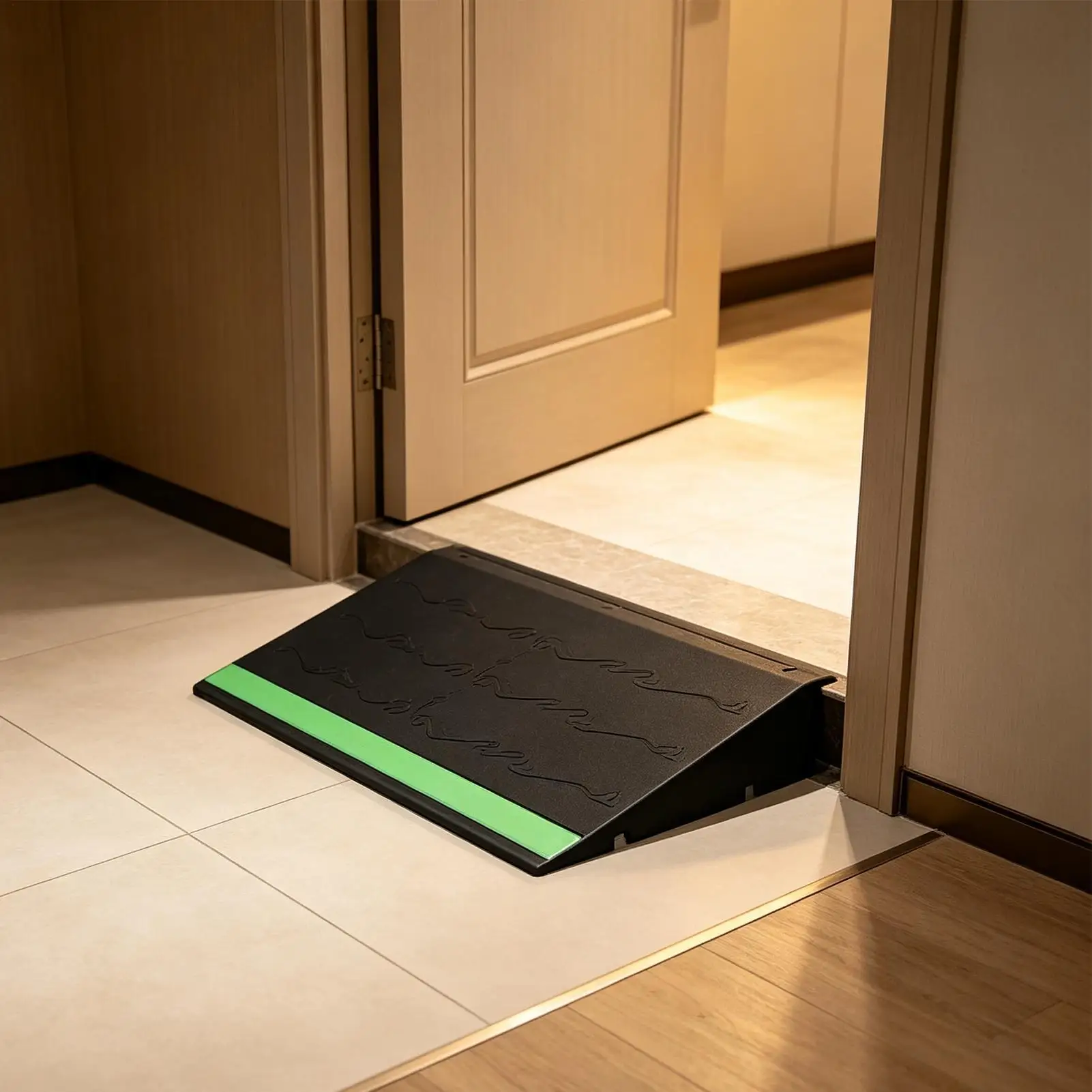 25X10CM Heavy Duty Dog Car Ramp With Glow I n The Dark Foldable Portable Pet Ramp For SUV Truck, Non-Slip Step For Home Entrance