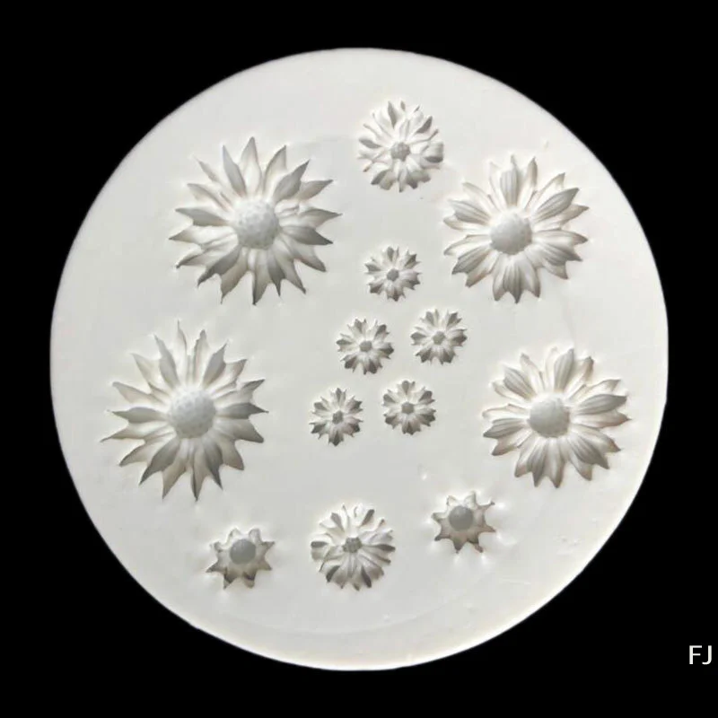 [YU]  Chrysanthemum Flower Shape Silicone Mold Baking Mold Fondant Cake Decorating Tools Resin Mould