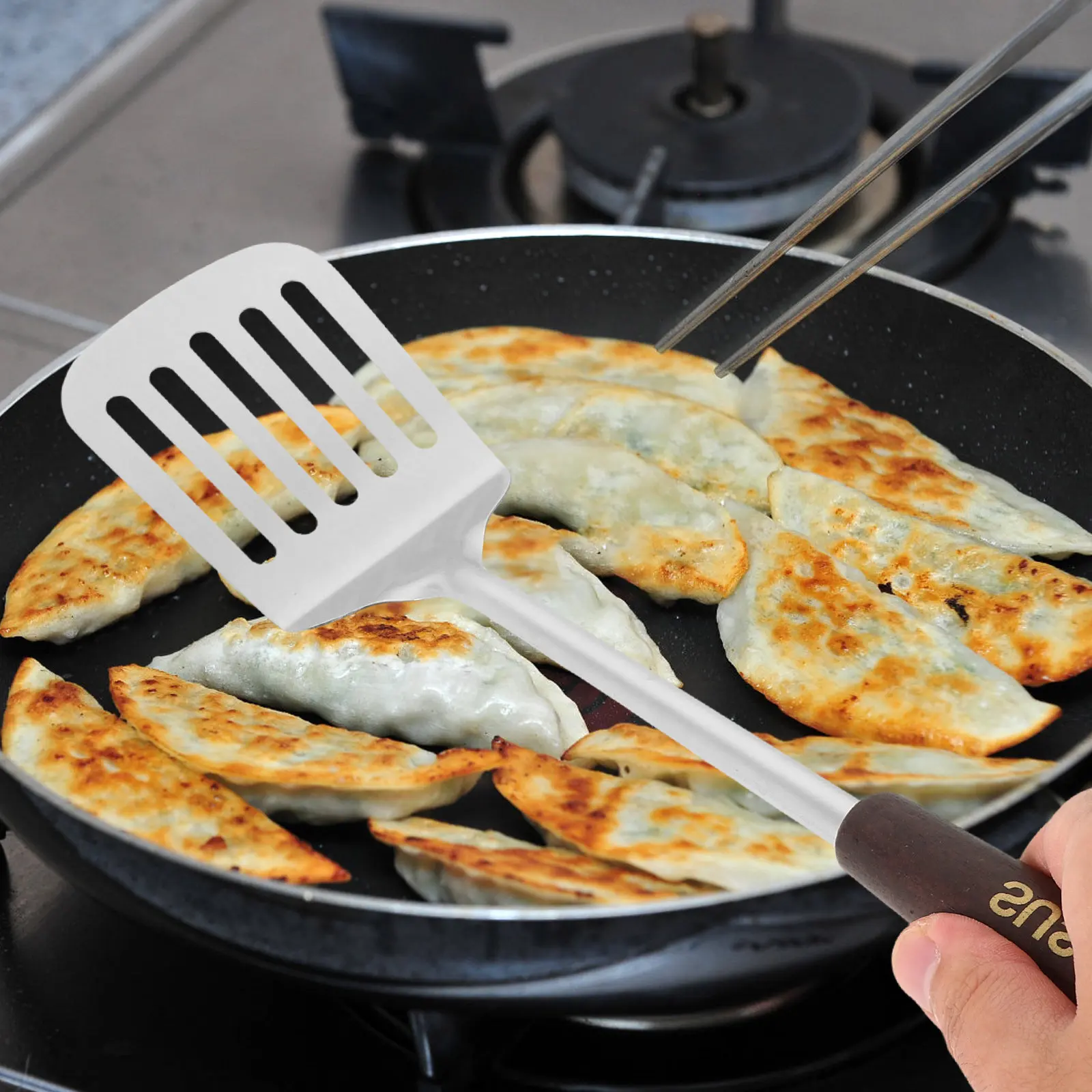4Pcs Stainless Steel Wok Utensils Set Comfort Grip Wooden Handle Long Spatula Ladle Slotted Spoon Turner for Stir Frying Soup