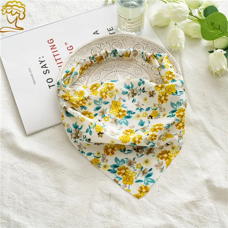 Damen Kleine Blumenmuster Stoff-Bandanas Mädchen Frische Dreieckige Kopftücher Damen Sommer Herbst Haarschals Haaraccessoires Turban – Detail 8