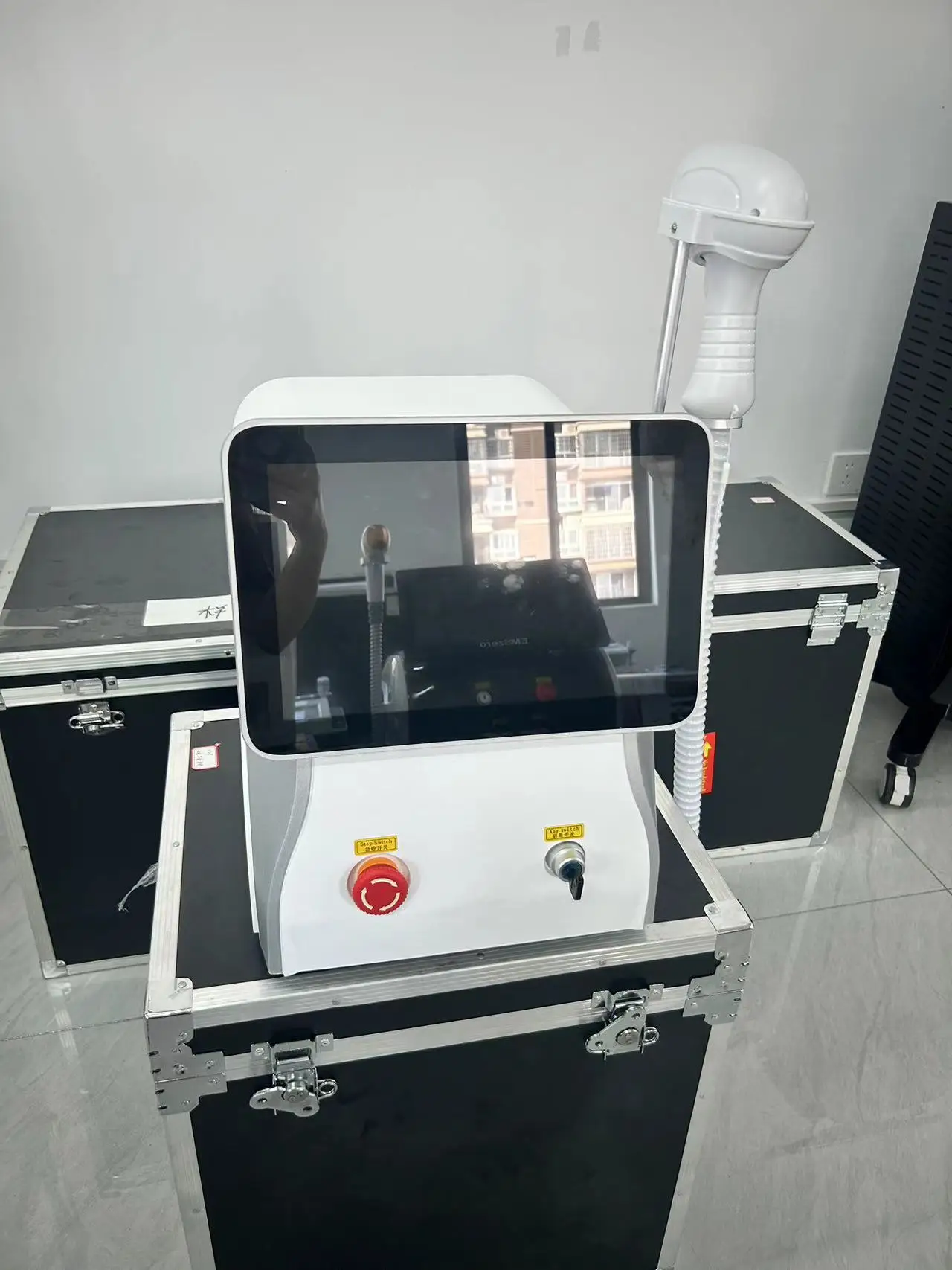 Penjualan Langsung Pabrik Penjualan Laris Laser Dioda Profesional Laser Alexandrite Es 755 808 1064 Mesin Penghilang Rambut Lazer Dioda Tri