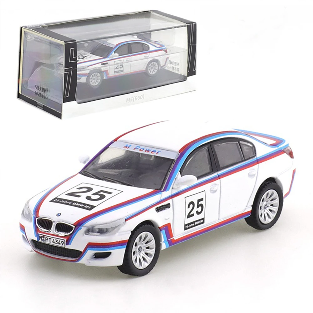 

DCT 1/64 M5(E60) 25th Anniversary Edition Model Alloy Car Vehicle Diecast Car Collection Toy Station Vehicle for teenagers gifts