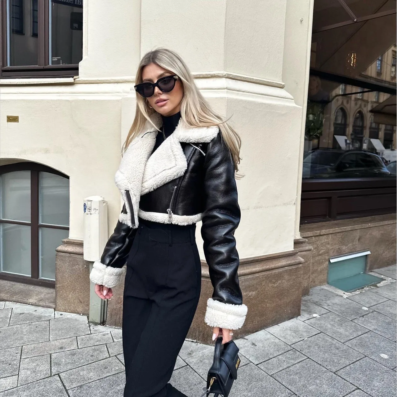 Autumn Winter Black Leather Jacket Women White Fur Integrated Short Coat Female Streetwear Motorcycle Biker Jackets PU Outwear