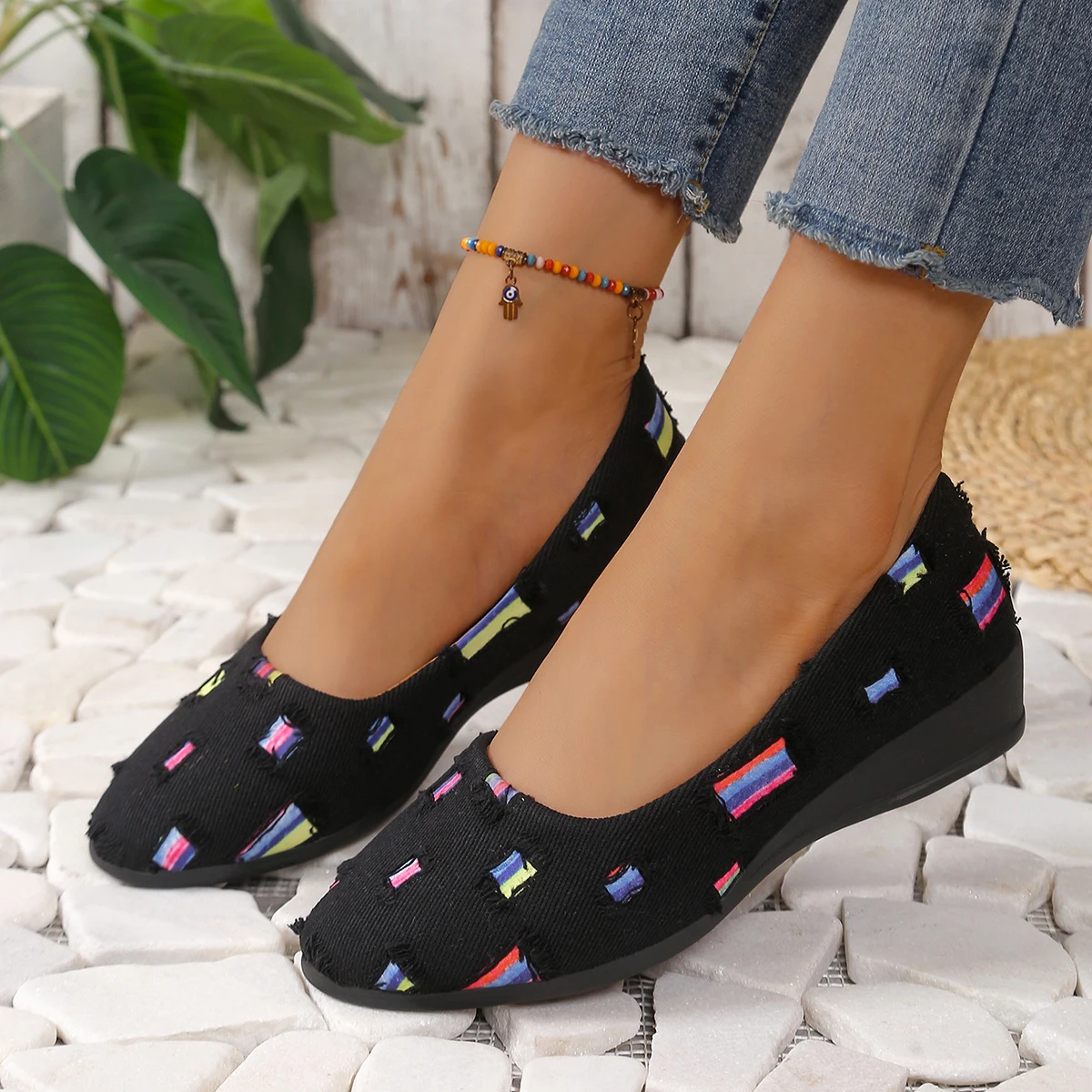 Women Flats Shoes 2024 New Fashion Mixed Colors Patchwork Denim Shallow Loafers Pointed Toe Slip on Breathable Sneakers Women