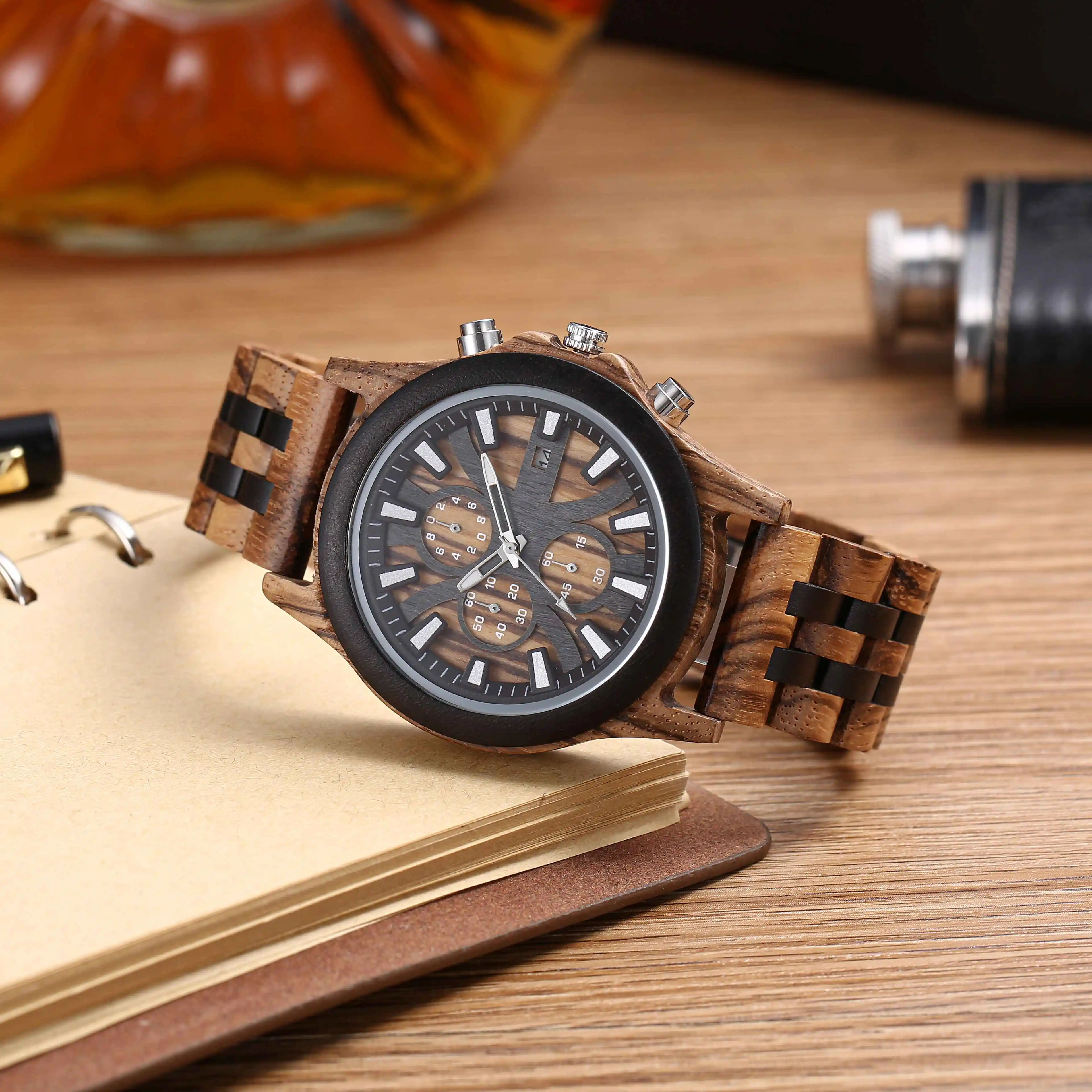 Reloj de madera noctilucente para hombre, cronógrafo multifuncional, sencillo, ligero, Natural, hecho a mano, estilo Retro