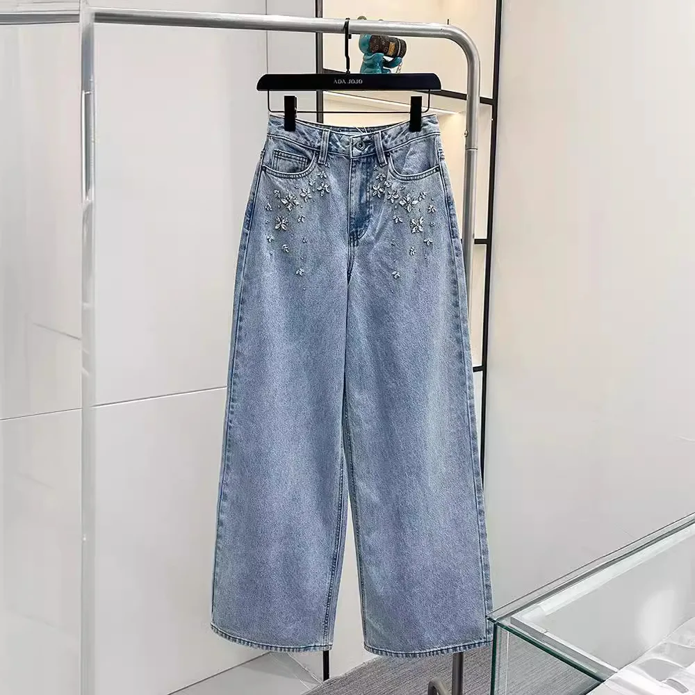 

Джинсы MaSandeSP Весна 2024: женские модные джинсы с высокой талией, широкими штанинами, украшенные стразами, светло-голубые, из денима.