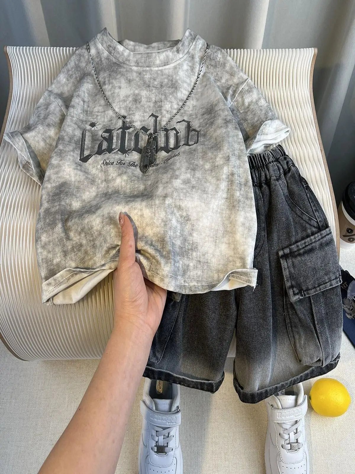 Conjunto de duas peças de manga curta para meninos, roupa de verão elegante, estilo coreano, roupa casual, confortável e resp...