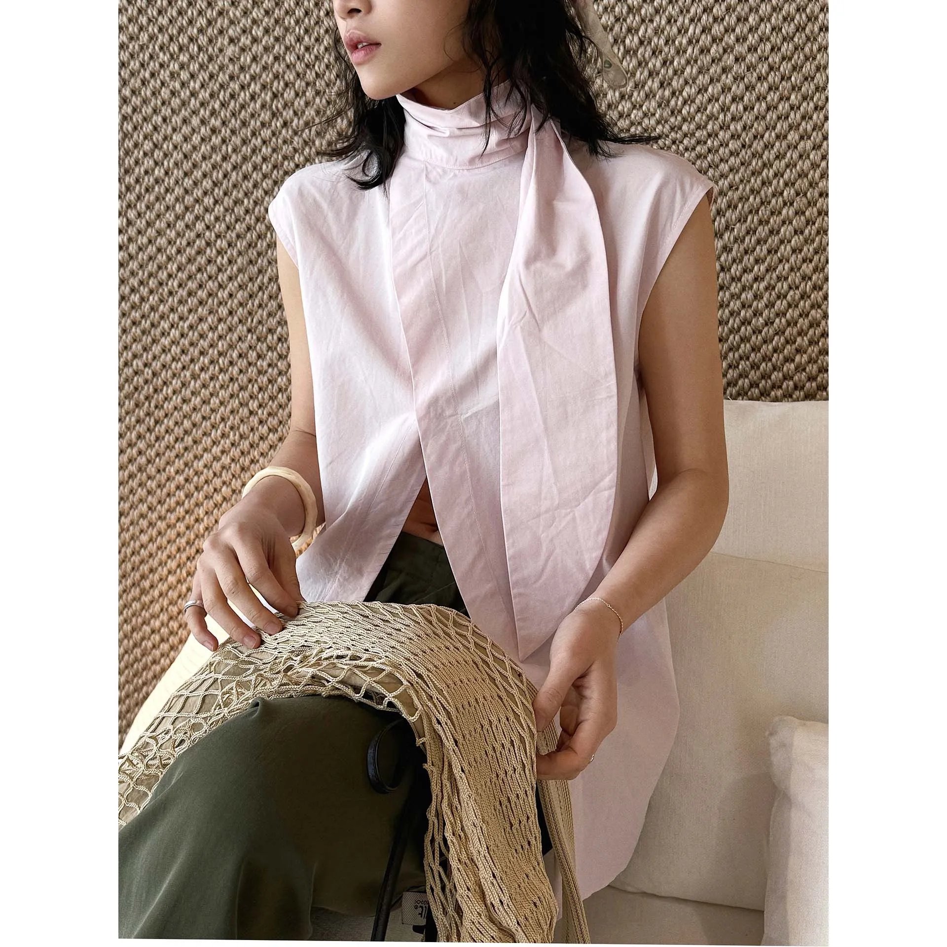 

Spring/summer Twisted Collar Diagonal Placket Sleeveless Vest Layered Lightweight Top For Women
