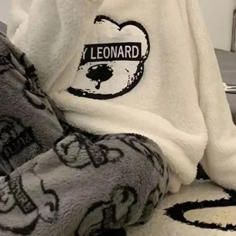 Winter Thickened Warm Flannel Plus Size Ladies Pyjamas Tops and Trousers Sleepwear Homewear Cartoon Bear Nightwear 2PCS/Set