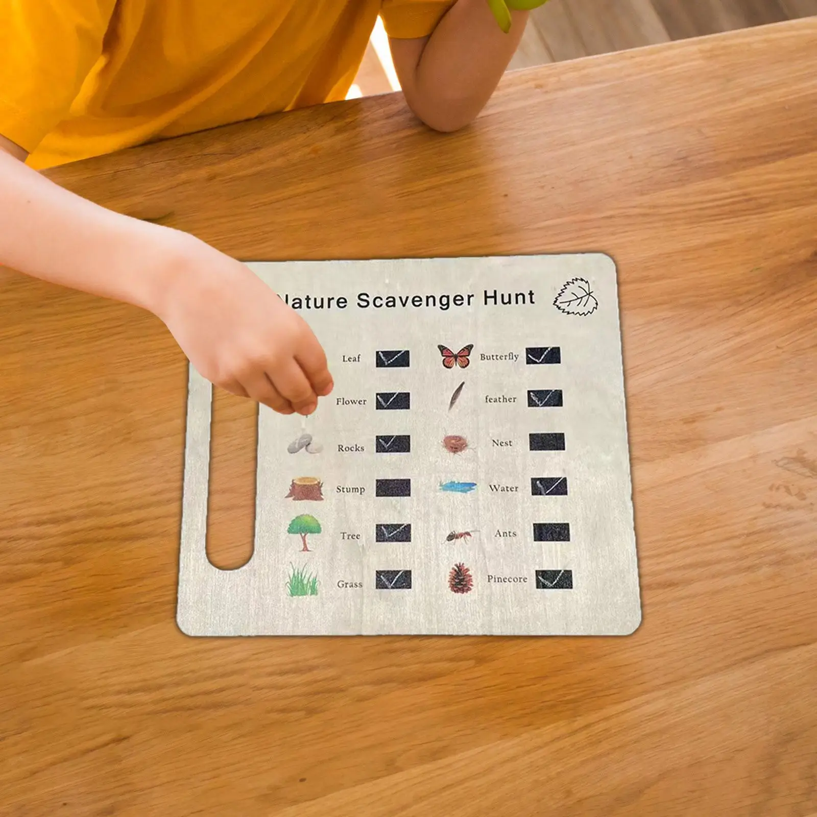 ธรรมชาติ Scavenger Hunt การ์ด Treasure Hunt Board สํารวจเกมไม้ค้นหาธรรมชาติ DIY Craft Kit สําหรับชายหญิงเด็กเด็ก