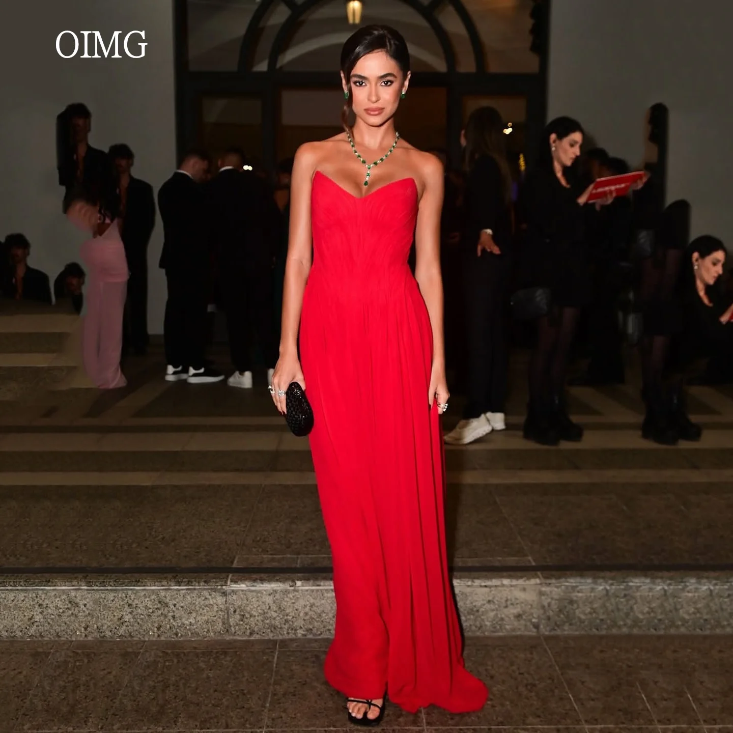 

OIMG Elegant Red Sweetheart Neck A Line Prom Gowns Backless Party Gown Chiffon Floor Length sharon Evening Dress Customized