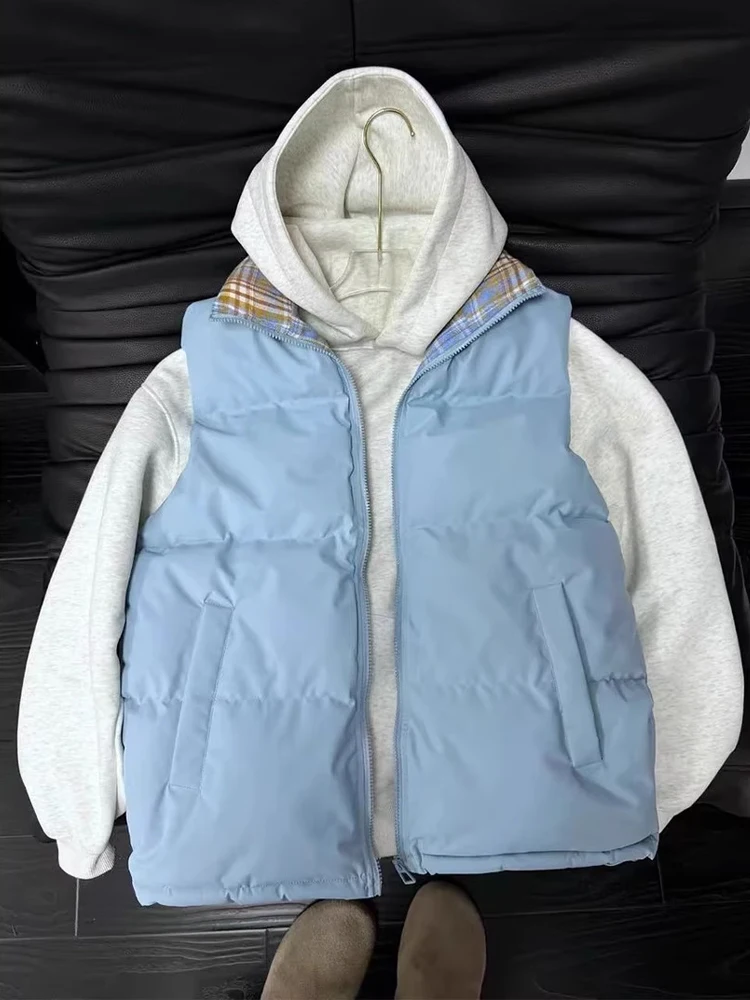 

Синий клетчатый хлопковый жилет с воротником-стойкой, мужской жилет на осень-зиму, модный брендовый лоскутный воротник, высококачественная плата...