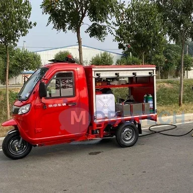 Camion dei pompieri a tre ruote Mini camion dei pompieri da 1-2 tonnellate Camion sprinkler per motociclette antincendio multifunzione ad alta potenza